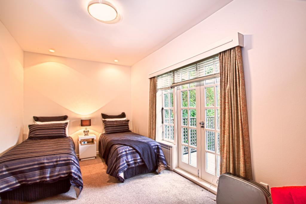 כרייסטצ'רץ' 200 Riccarton Holiday House חדר תמונה
